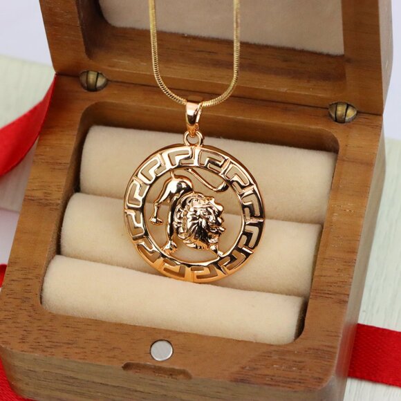 "Leo Zodiac Lion Pendant in Rose Gold Finish with Intricate Detailing, XPPT1332 - Picture 7 of 13